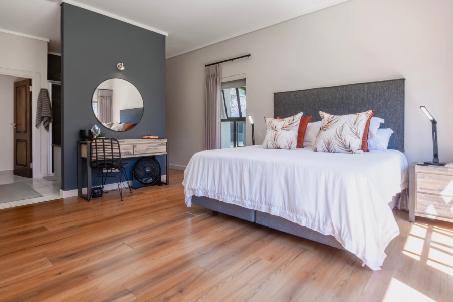 4 Bedroom Property for Sale in Earls Court Lifestyle Estate Western Cape